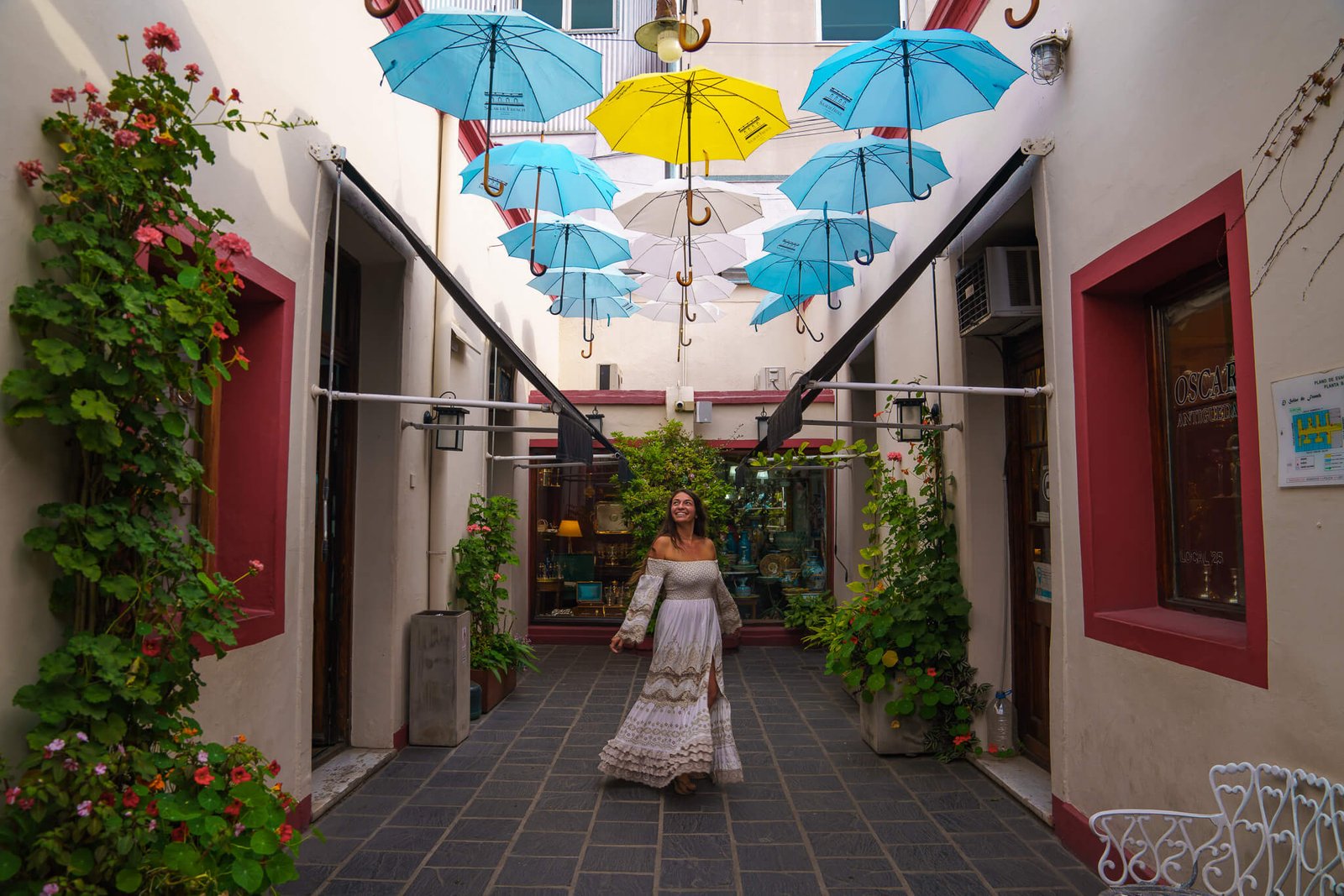Danni in Galeria Solar de French, San Telmo