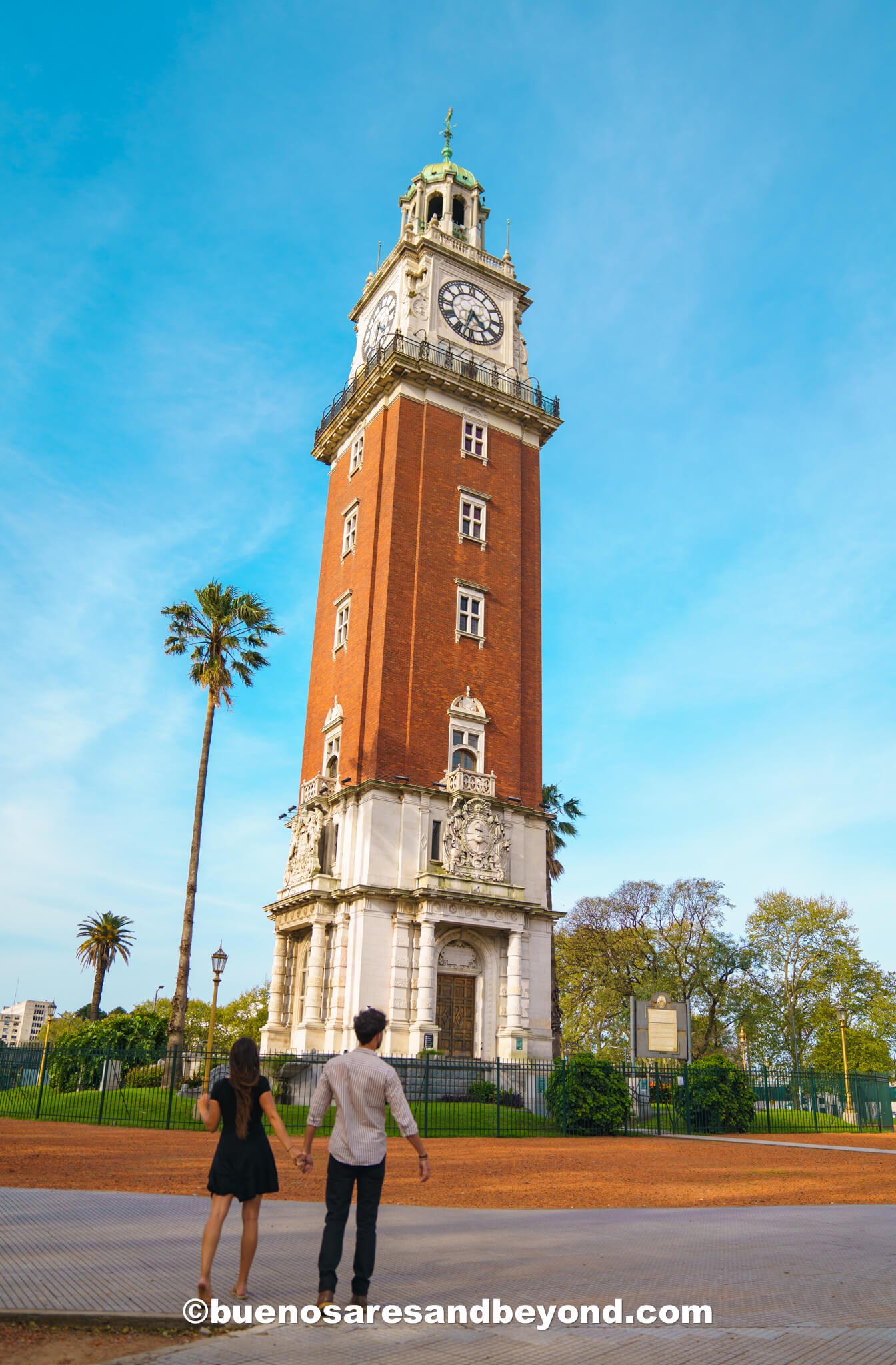 walking tour - best things to do in Buenos Aires, Argentina