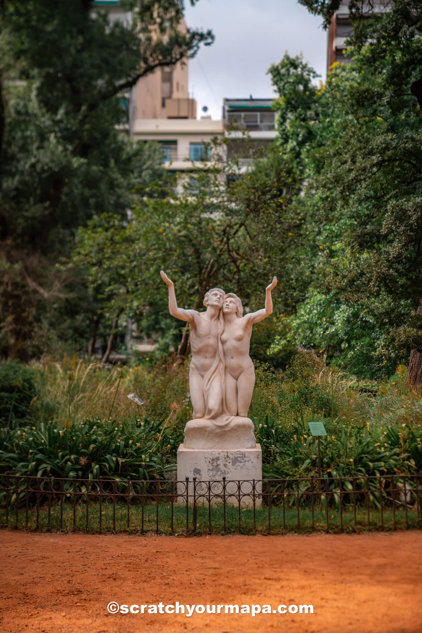 statues at the Buenos Aires botanical gardens